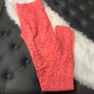 🔴 SOLD 🔴 Coral Lace Leggings